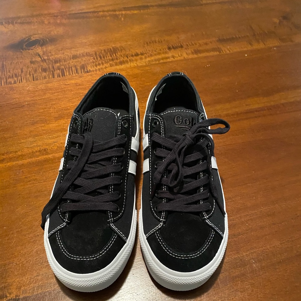 Gola sneakers